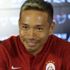 Galatasaraylı Nagatomo'dan döviz açıklaması: Endişeleniyorum Galatasaraylı Nagatomo'dan döviz açıklaması: Endişeleniyorum