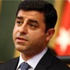 Demirtaş: Bayrak ve Atatürk büstünü yakanları kınıyorum!