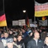 Almanya'da İslam karşıtlarına protesto ile cevap verildi Almanya'da İslam karşıtlarına protesto ile cevap verildi