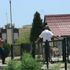Boğazına bıçak dayayan genci polis ikna etti Boğazına bıçak dayayan genci polis ikna etti