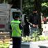 ANNELER GÜNÜ NDE ŞEHİT OĞLUNUN MEZARINA GELDİ