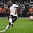 Eski Beşiktaşlı Vagner Love şampiyonluk gülünü attı