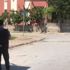Silahla intihar girişiminde bulunan şahıs polisi harekete geçirdi Silahla intihar girişiminde bulunan şahıs polisi harekete geçirdi