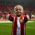 Sunderland'in 6 yaşındaki taraftarı Bradley Lowery hayatını kaybetti Sunderland'in 6 yaşındaki taraftarı Bradley Lowery hayatını kaybetti