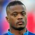 Patrice Evra Real Betis'le flört halinde