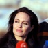 Angelina Jolie isyan etti: Daha ne kadar sürecek? Angelina Jolie isyan etti: Daha ne kadar sürecek?