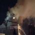 Şişli’de 5 katlı binanın çatı katı alev alev yandı