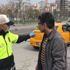 Toplu taşıma denetimlerinde ilginç diyaloglar! Yan yana oturan çift 'aynı evde yaşıyoruz' deyince... Toplu taşıma denetimlerinde ilginç diyaloglar! Yan yana oturan çift 'aynı evde yaşıyoruz' deyince...