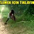 Dev yılanı yerden yere vurdu