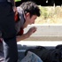 Korkunç olay! Dinlenirken tanker üzerinden geçti!