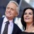 Catherine Zeta Jones ve Michael Douglas İstanbul'da! Balık yemeğe gitmişti