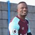 Evra futbolu bıraktı