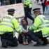 İngiltere'de ırkçılık soruşturması: Polisler açığa alındı