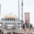 Taksim Camisi'nin minare külahı yerleştirildi