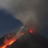 Sinabung Yanardağı'nda patlamalar devam ediyor