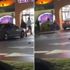 Kızgın müşteri, arabasıyla restoran personeline çarpıp kaçtı Kızgın müşteri, arabasıyla restoran personeline çarpıp kaçtı