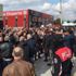 Bursa'da ortalık karıştı! Polis yolu havaya ateş açarak açtı...