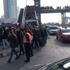 TÜYAP'taki kitap fuarına gidenler metrobüs üst geçidinde izdihama neden oldu