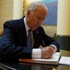 Joe Biden Türk Büyükelçiliğinde taziye defterini imzaladı