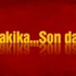 Oğluna yardım eden baba