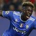 Juventus'un genç golcüsü Moise Kean'in babası, oğlunun yeni sözleşme imzalamasına karşılık kulüpten traktör istedi Juventus'un genç golcüsü Moise Kean'in babası, oğlunun yeni sözleşme imzalamasına karşılık kulüpten traktör istedi