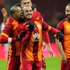 Aslan sahasında kükredi