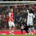 Arsenal yara aldı
