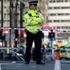 Londra'daki terör operasyonunda 3 kişi daha gözaltına alındı Londra'daki terör operasyonunda 3 kişi daha gözaltına alındı