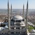 Selimiye Camisi minarelerine ramazan mahyası asıldı