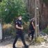﻿Ailesiyle kavga etti müdahale eden polisi bıçakladı