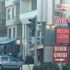 Denizli'nin Buldan ilçesinde bulunan 3 adet 'şehir çıkışı' tabelası görenleri şaşkına çevirdi