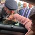 CHP’li vekilin tepki çeken pozu CHP’li vekilin tepki çeken pozu