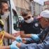 Cami bahçesinde bayıldı, Cuma’yı terk etmemek için hastane gitmek istemedi Cami bahçesinde bayıldı, Cuma’yı terk etmemek için hastane gitmek istemedi