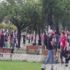 Sultanahmet meydanında turistlerin gözü önünde birbirlerine girdiler Sultanahmet meydanında turistlerin gözü önünde birbirlerine girdiler