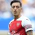 Mesut Özil'den "evde kalanlara" Arsenal maçına davetiye Mesut Özil'den "evde kalanlara" Arsenal maçına davetiye