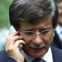 Başbakan Davutoğlu, şehidin doğum yapan eşini aradı Başbakan Davutoğlu, şehidin doğum yapan eşini aradı
