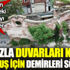 ﻿İstanbul'un göbeğindeki tarihi yapıyı talan ettiler. Balyozla duvarları kırıldı. Üç kuruş için demirleri söküldü