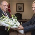 Arınç ve Babacan bayrağı teslim etti