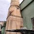 Tarsus ta yıldırım caminin minaresine isabet etti