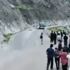 Çin'de kaya otobüsün üstüne düştü: 3 ölü, 8 yaralı