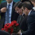 Davutoğlu alana karanfil bıraktı Davutoğlu alana karanfil bıraktı