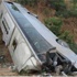 Yolcu otobüsü uçuruma yuvarlandı: 35 ölü Yolcu otobüsü uçuruma yuvarlandı: 35 ölü