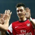 İngiltere'de bir kahraman: Özil