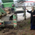 Valinin annesi tek başına eylem yaptı!