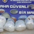 Kapan ile durdurulan arabadan 46 kilo esrar çıktı Kapan ile durdurulan arabadan 46 kilo esrar çıktı