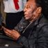 Pele, artık yürüyemediği için dışarı çıkmaya utanıyor ... Pele, artık yürüyemediği için dışarı çıkmaya utanıyor ...