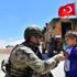 Barış Pınarı Harekatı bölgesinde çocukların yüzü gülüyor Barış Pınarı Harekatı bölgesinde çocukların yüzü gülüyor