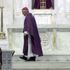 Kardinal Wuerl, ortaya çıkan çocuk istismarlarıyla nedeniyle kilisedeki ayin sırasında protesto edildi Kardinal Wuerl, ortaya çıkan çocuk istismarlarıyla nedeniyle kilisedeki ayin sırasında protesto edildi