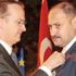 Gülpınar, şövalyelik unvanıyla taltif edildi