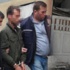 Merdivenle eve giren eşinin sevgilisini… Merdivenle eve giren eşinin sevgilisini…